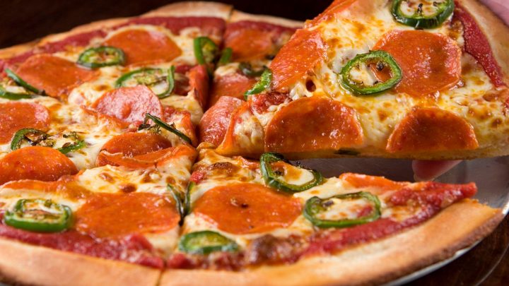 Пицца Пепперони: вкусная, ароматная, популярная