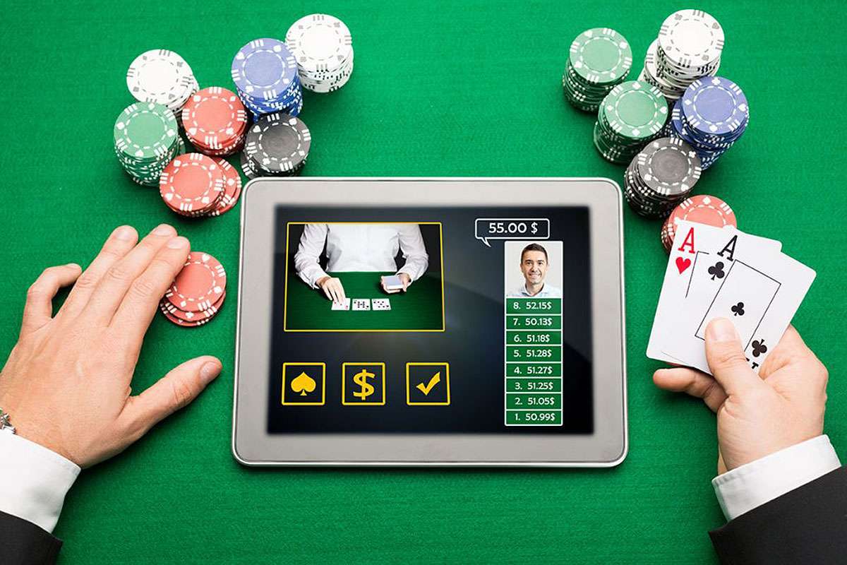 Переваги та недоліки покеру онлайн для професійних гравців