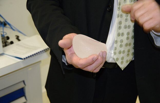 «Зробила груди» і не пошкодувала: реальна історія маммопластики