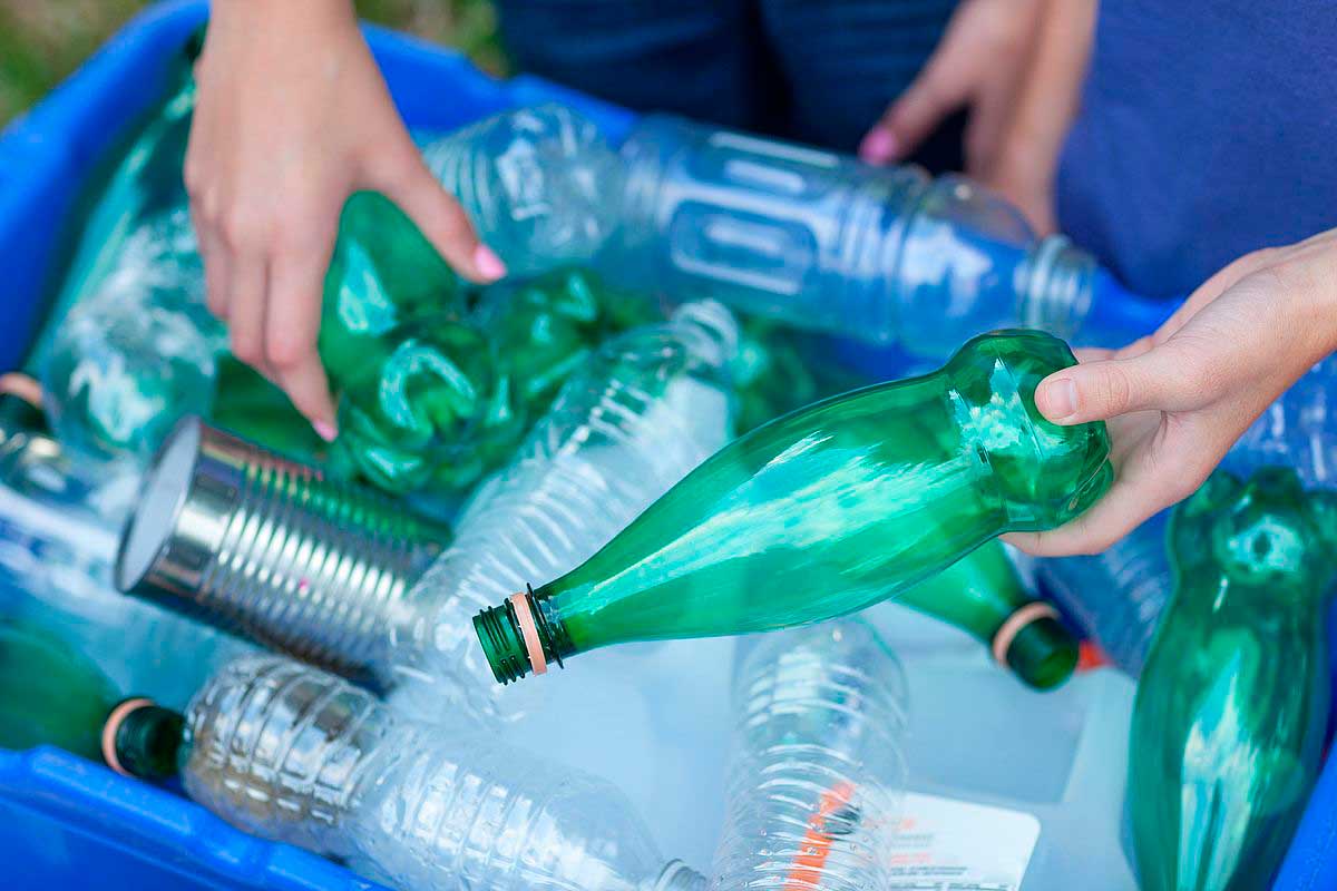 Прием пластиковых и стеклянных бутылок на переработку