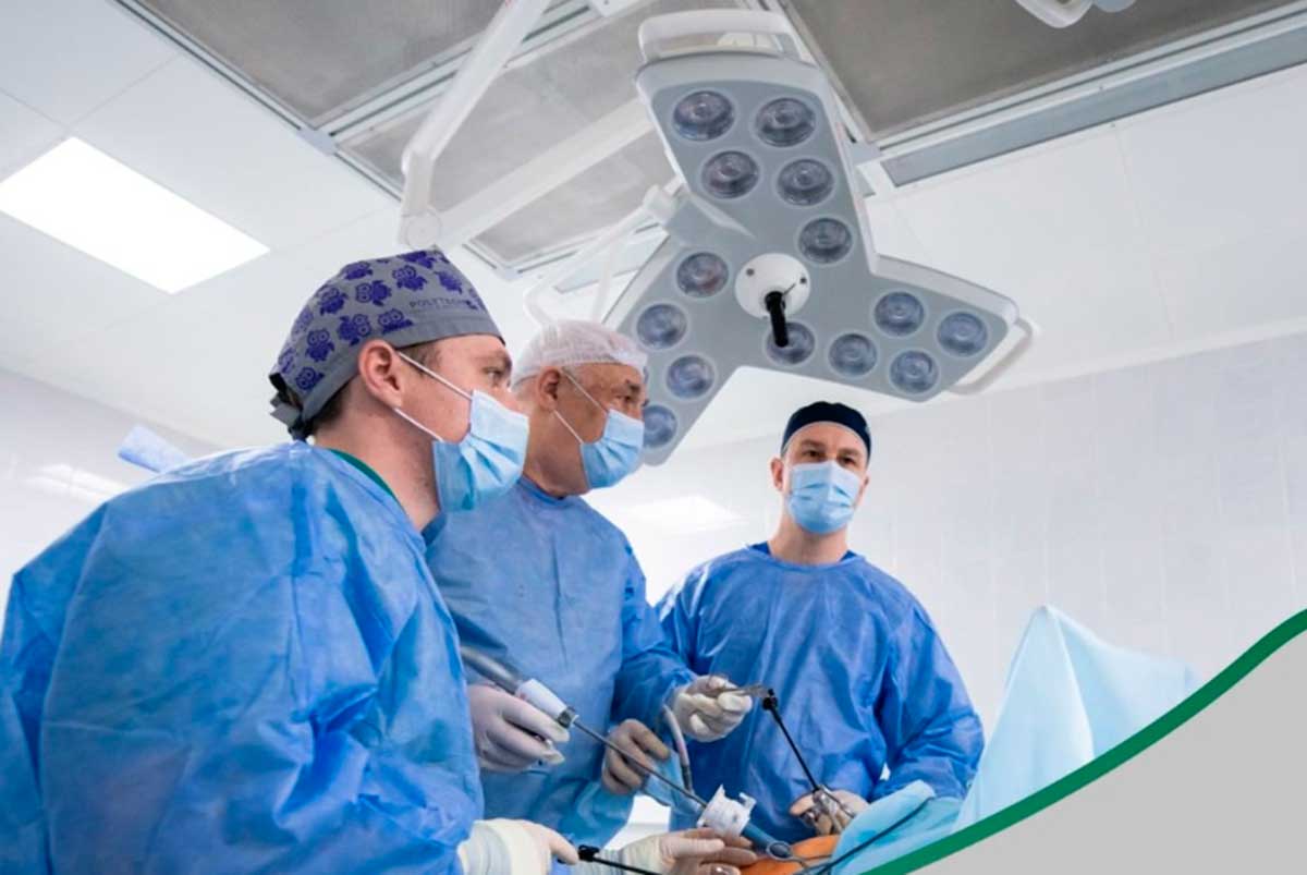 Срочная операция: помощь мужчине (фото хирургической клиники Garvis – г. Днепр)