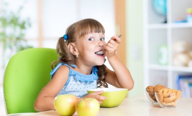 Підкуп, залякування і шантаж: Чому не можна змушувати дітей є