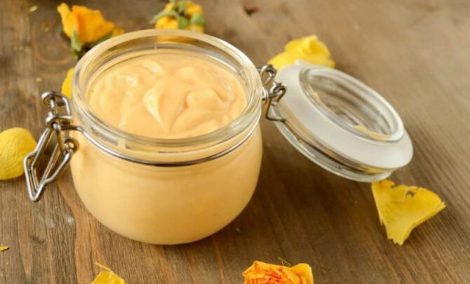 Масло обліпихи: особливості застосування для обличчя та волосся