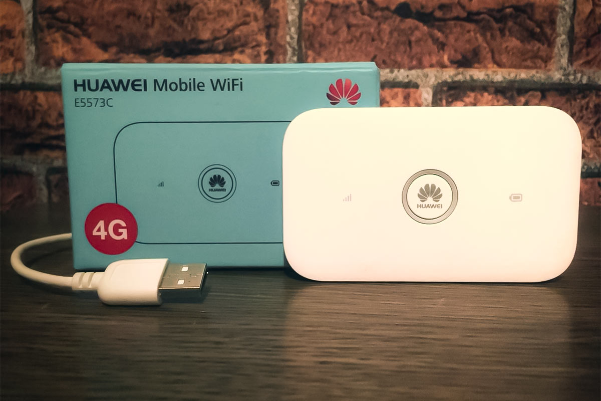 Маршрутизатор Huawei e5573c коробка