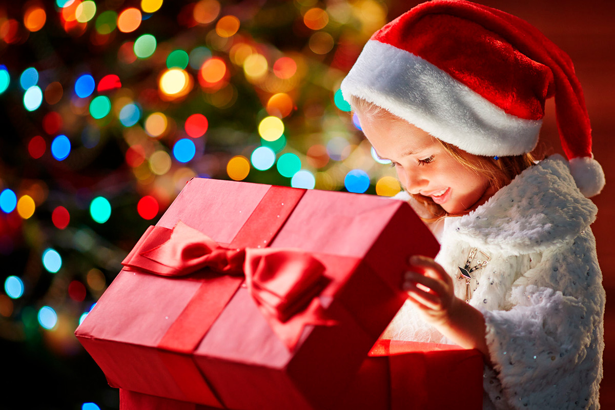 Топ 10 подарков детям на Рождество: простое руководство и советы по выбору